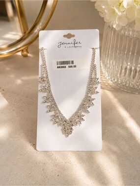 Jennifer Silver sparkly Statement bling Necklace. Formal prom or date. Cute gift